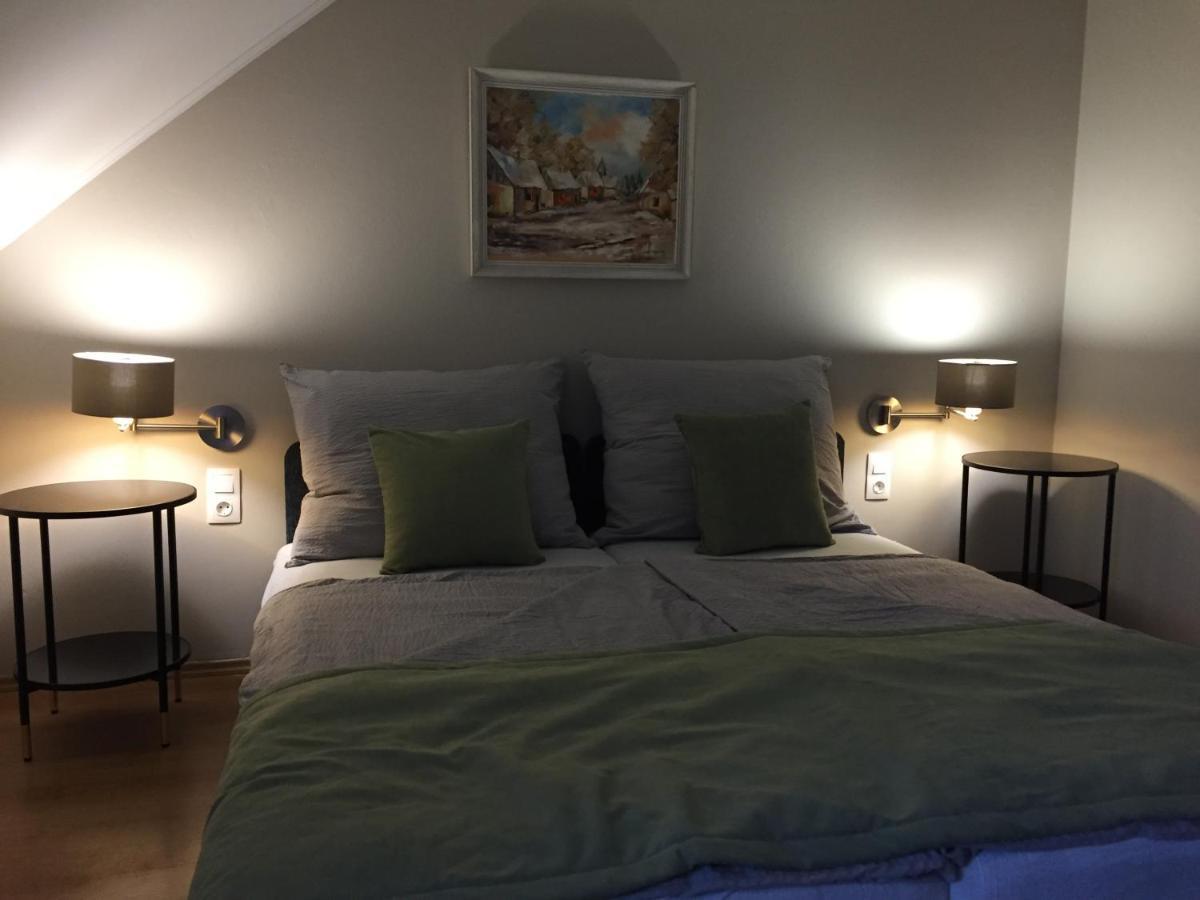 Bed and Breakfast Kikerics Vendeghaz Виллань Экстерьер фото