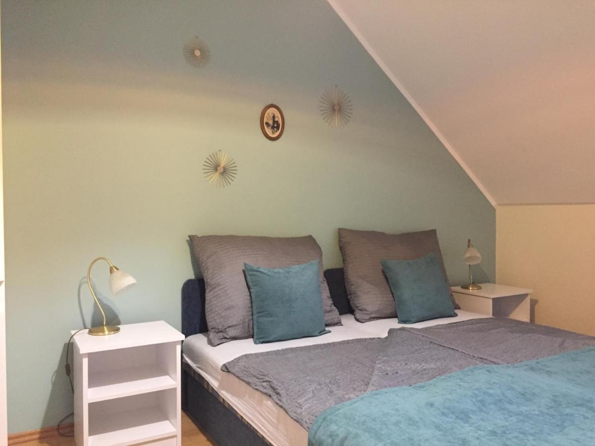 Bed and Breakfast Kikerics Vendeghaz Виллань Экстерьер фото