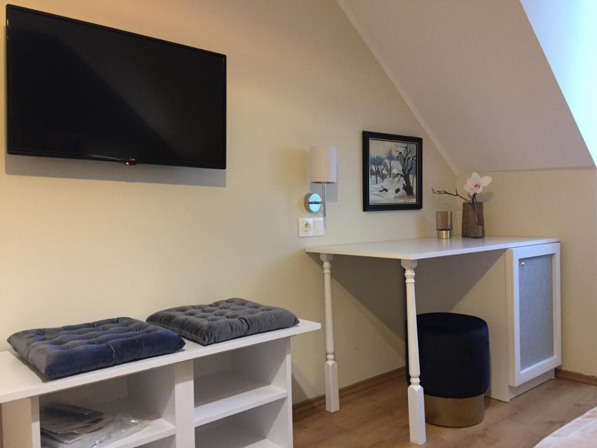 Bed and Breakfast Kikerics Vendeghaz Виллань Экстерьер фото