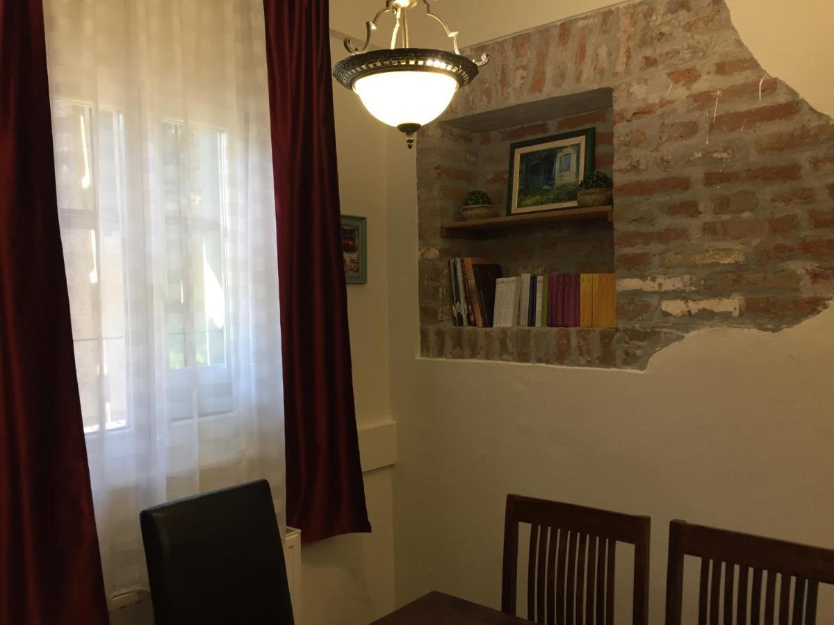 Bed and Breakfast Kikerics Vendeghaz Виллань Экстерьер фото