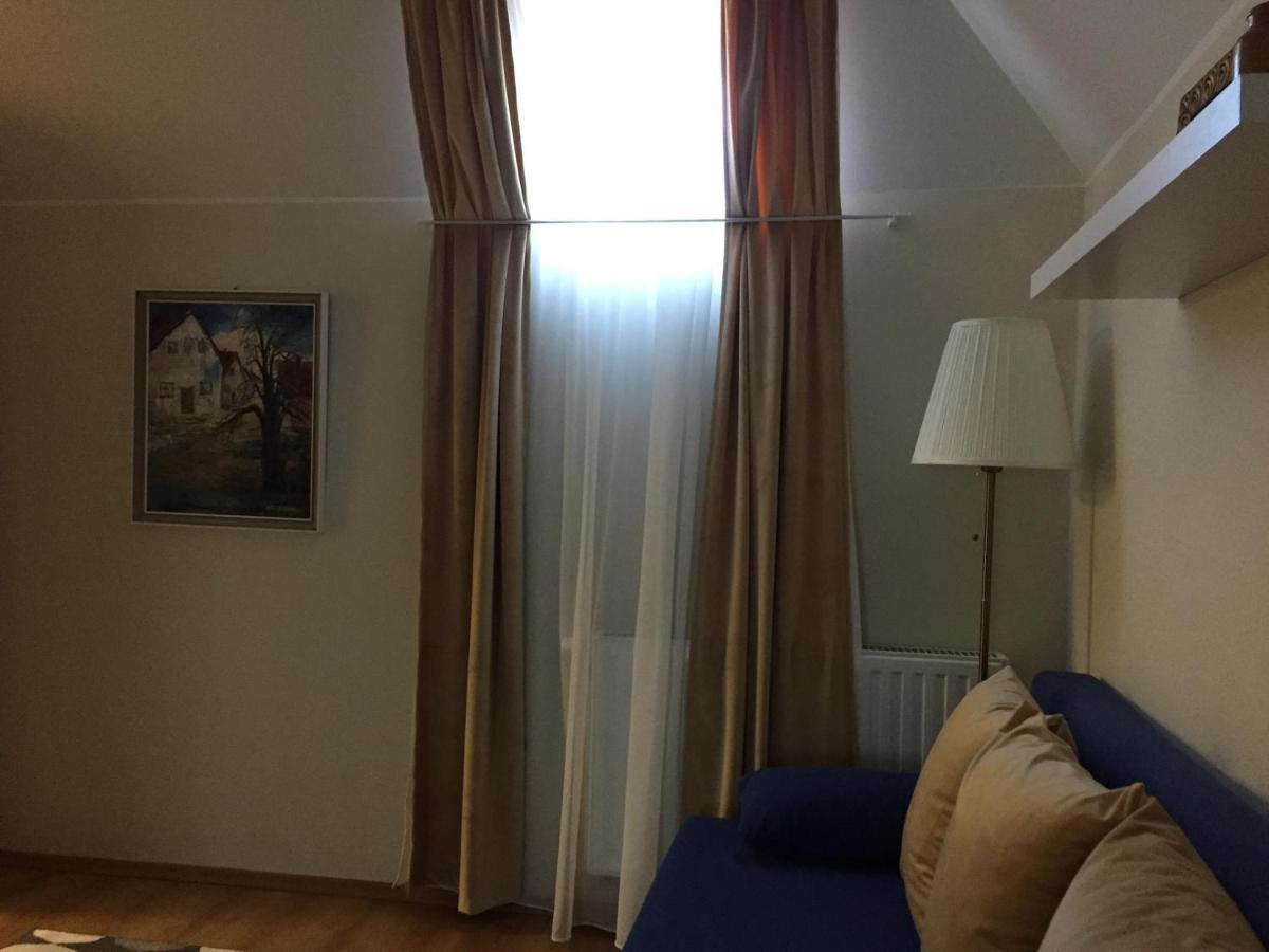 Bed and Breakfast Kikerics Vendeghaz Виллань Экстерьер фото
