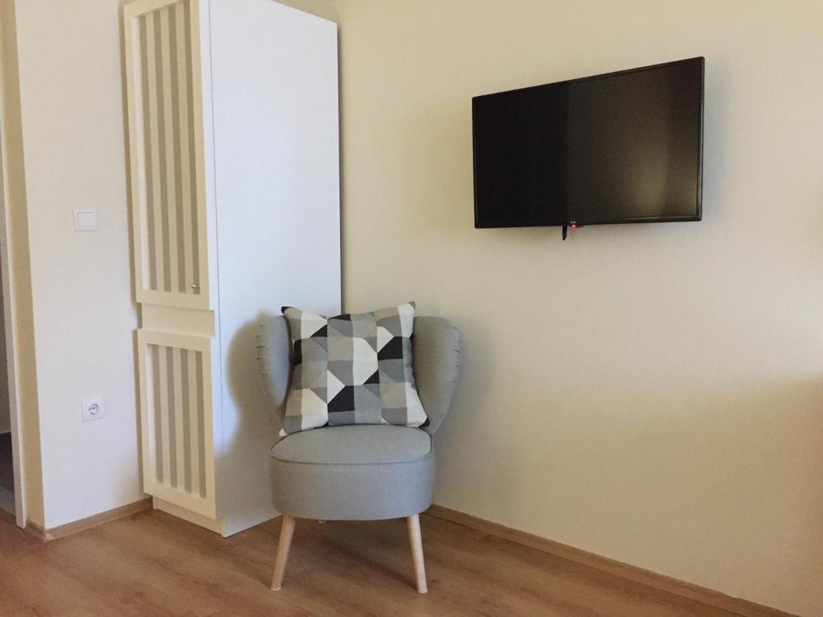 Bed and Breakfast Kikerics Vendeghaz Виллань Экстерьер фото